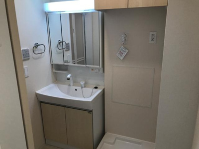 【洗面所】 | アルツァーレ | 洗面