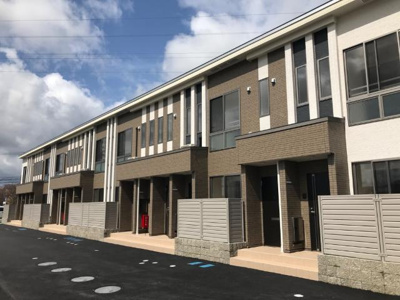 【外観】 | アルツァーレ | 外観写真（昼）