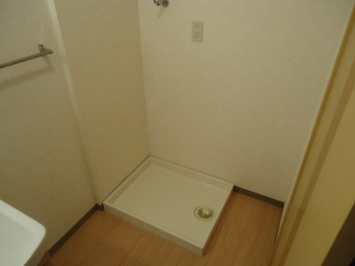 【その他】 | フィールハイムこうれいⅡ | 洗濯機置場