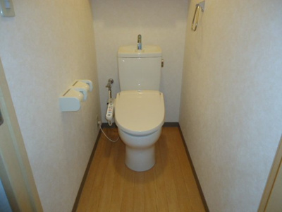 【トイレ】 | フィールハイムこうれいⅡ | シャワー付トイレ