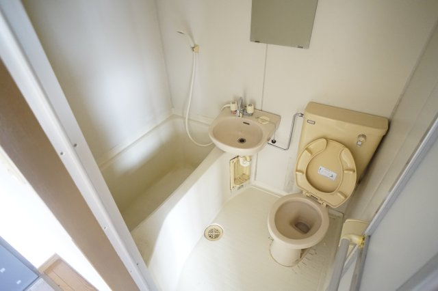 クレスト旭ケ丘の浴室