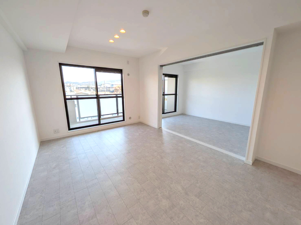 ルモン星田2番館４階の居間・リビング|ゆったりとしたリビングです