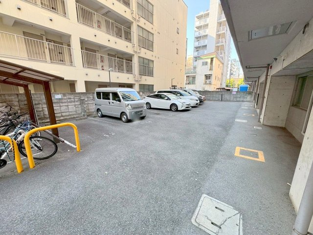 センティールの駐車場