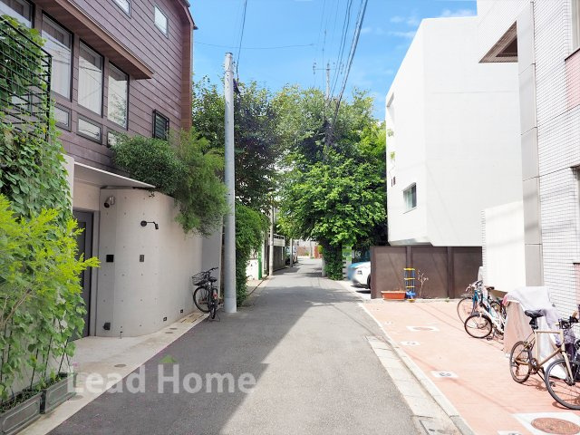 【その他】 | オープンレジデンシア代々木ザ・ハウス | 前面道路