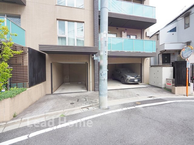 【駐車場】 | オープンレジデンシア代々木ザ・ハウス