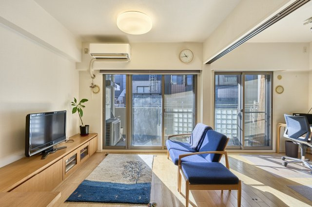 【居間・リビング】 | ジェイパーク渋谷神泉