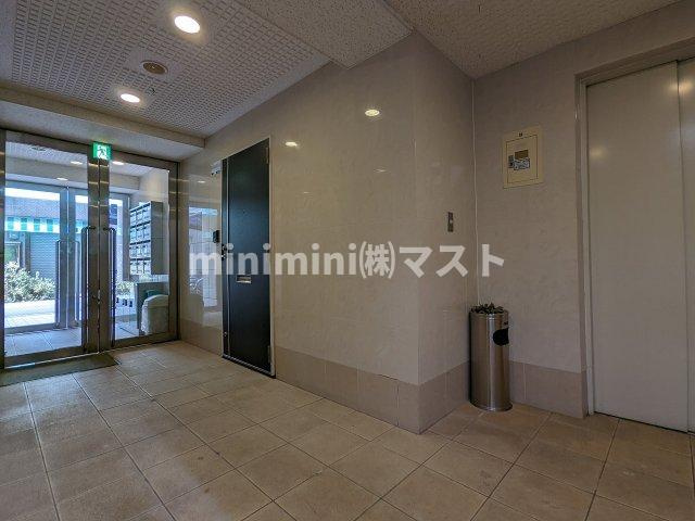 グレース上本町のロビー