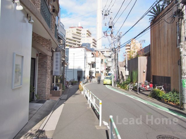 【その他】 | スカーラ代官山 | 前面道路