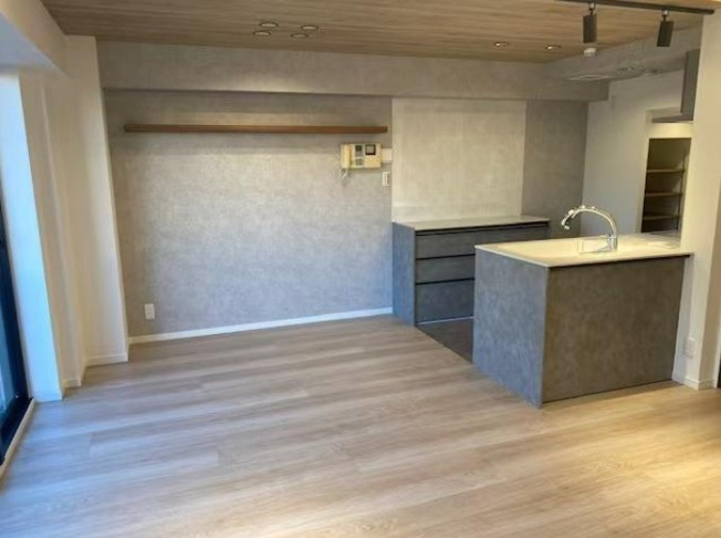 【居間・リビング】 | スカーラ代官山 | ナチュラルな色味で統一された穏やかな住空間。