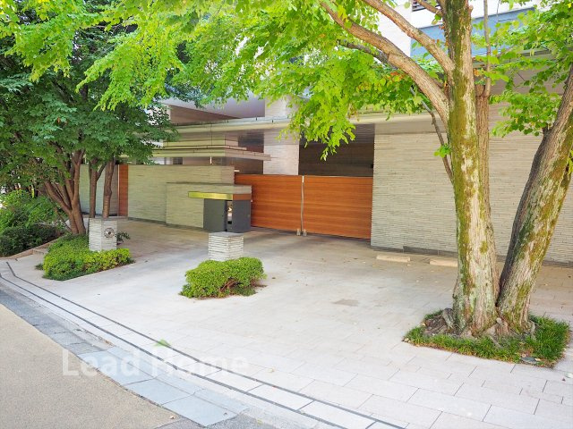 【エントランス】 | ブリスベージュ神宮前