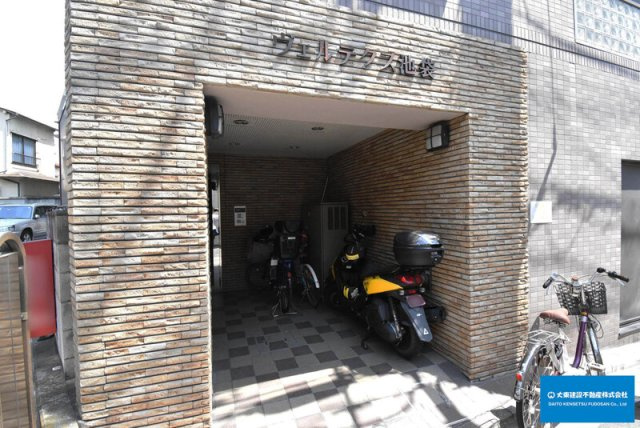 ヴェルテクス池袋のエントランス