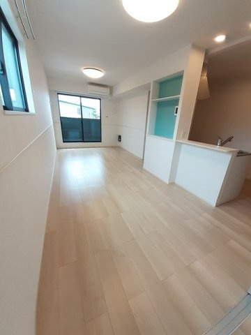 アミティエ鵜池　１号館の居間・リビング