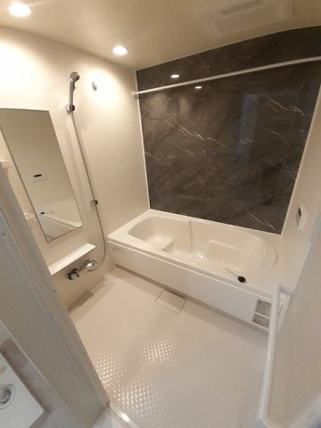 アミティエ鵜池　１号館の浴室