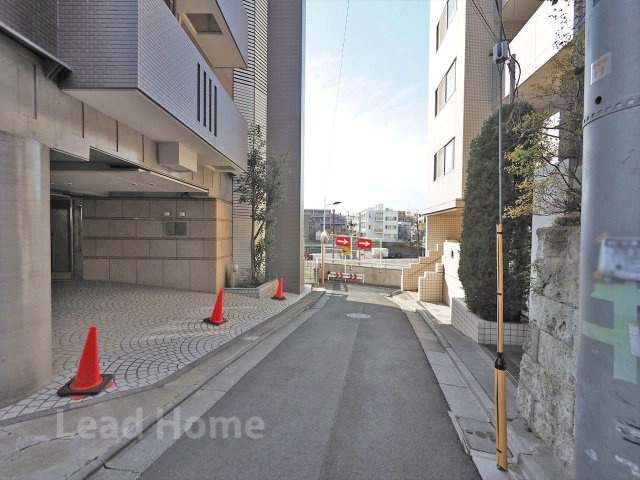 【その他】 | 代々木パークガーデン | 前面道路