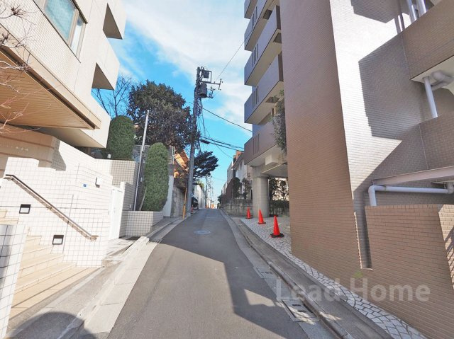 【その他】 | 代々木パークガーデン | 前面道路