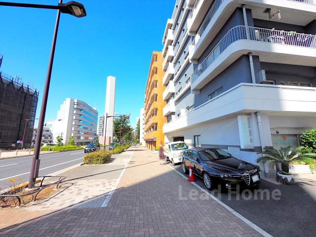 【その他】 | 代々木パビリオン | 前面道路