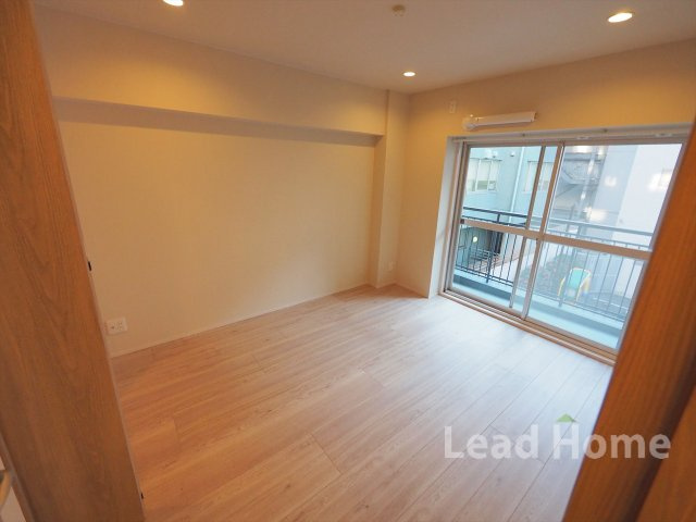 【洋室】 | 南平台マンション