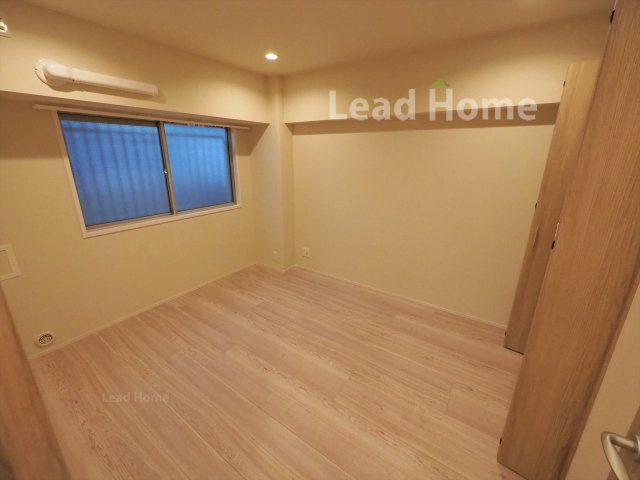 【洋室】 | 南平台マンション