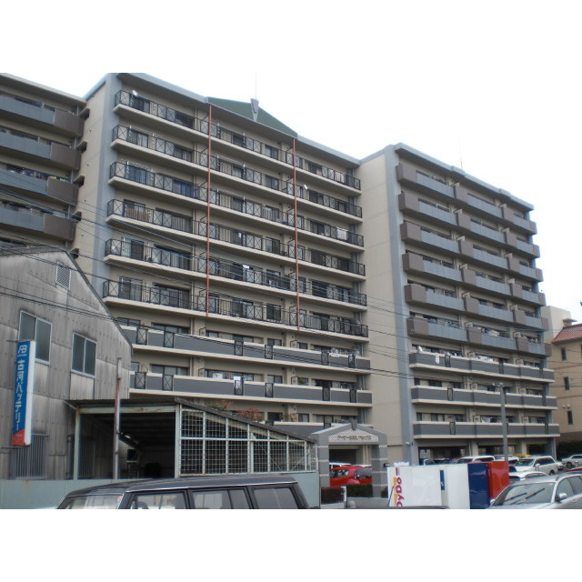 久留米市東櫛原町の賃貸マンションの外観|外観もきれいです