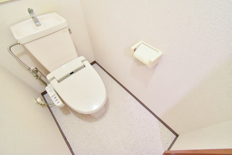 久留米市東櫛原町の賃貸マンションのトイレ|落ち着いたトイレです