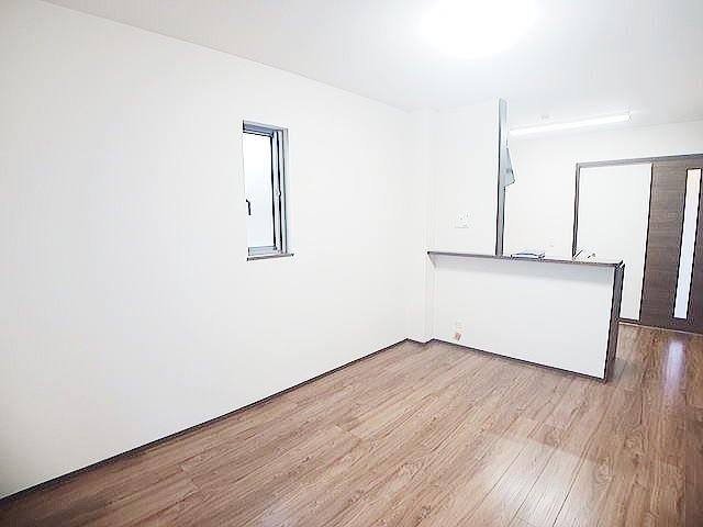 フォルトーナⅦの居間・リビング