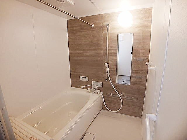 フォルトーナⅦの浴室