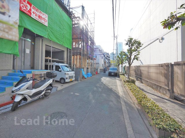 【前面道路含む現地写真】 | 渋谷区代々木3丁目