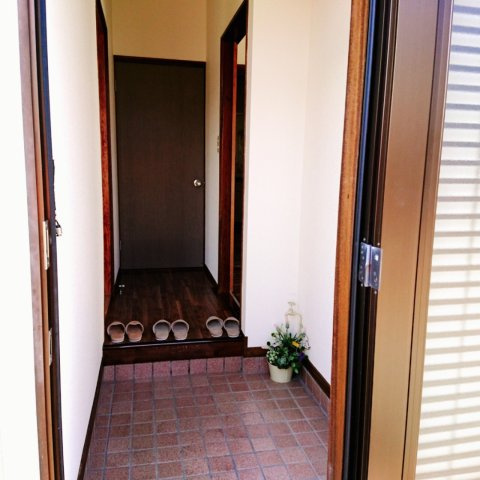 桐生市新里町新川の一戸建ての玄関|現状有姿とさせていただきます。