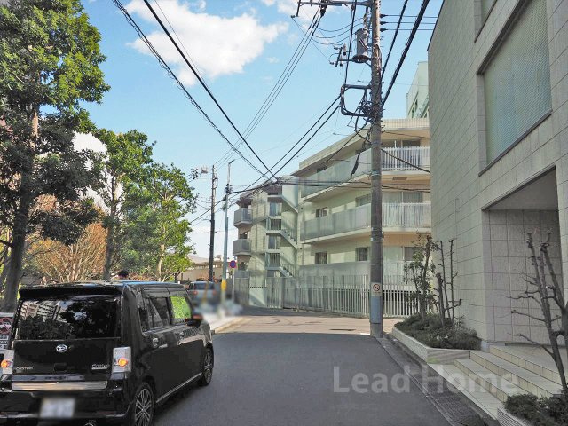 【その他】 | 渋谷常盤松ハウス | 前面道路