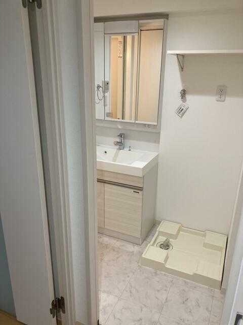 mum蔵前の洗面所