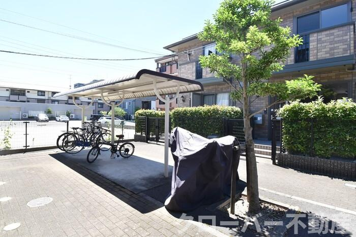 コウジィーコート前川Ⅱ A棟のその他共用部分|駐輪場