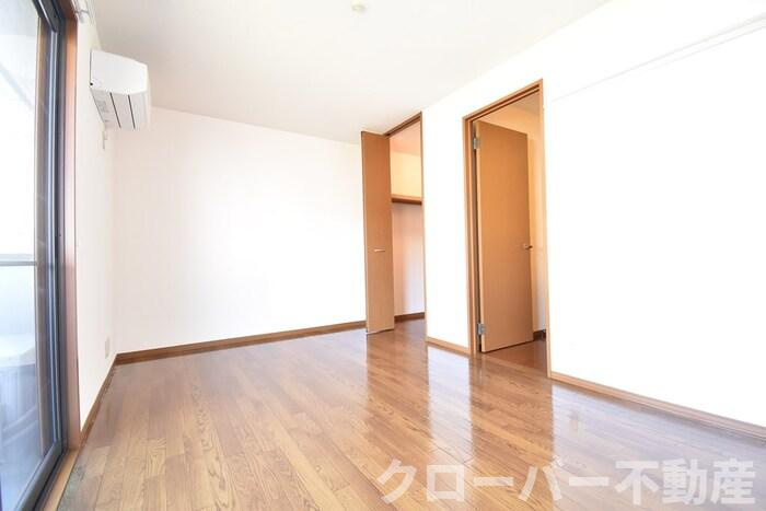 コウジィーコート前川Ⅱ A棟の内装|南洋室７．５帖