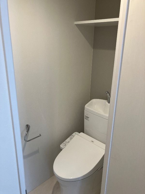 LEGALAND三軒茶屋Southのトイレ