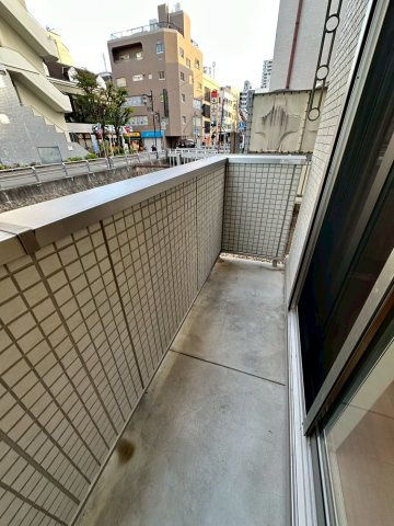 アクシス西宮北口のバルコニー