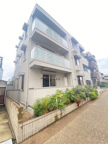 アクシス西宮北口の外観