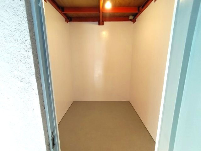 大扇ビルの内装