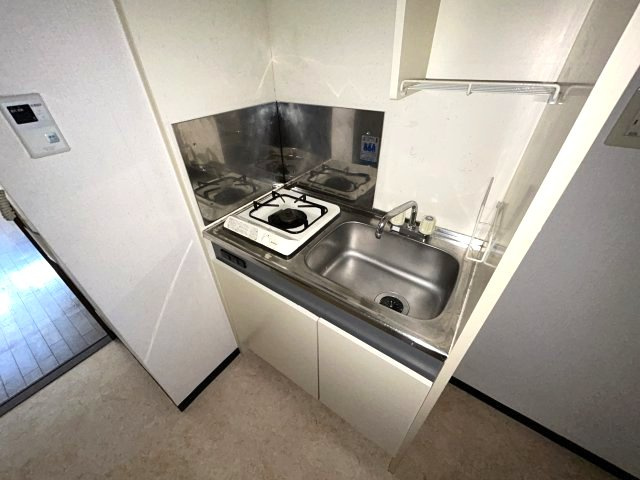 グランツ岡本　１０３号室のキッチン