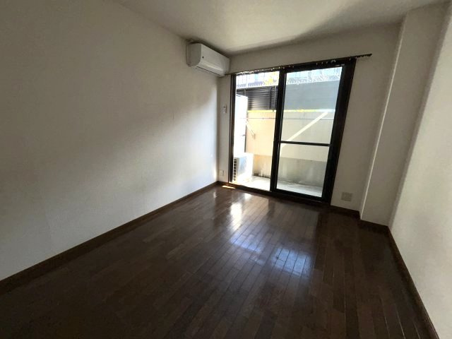 グランツ岡本　１０３号室の寝室
