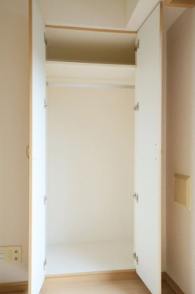 中野区丸山２丁目の賃貸マンションの収納