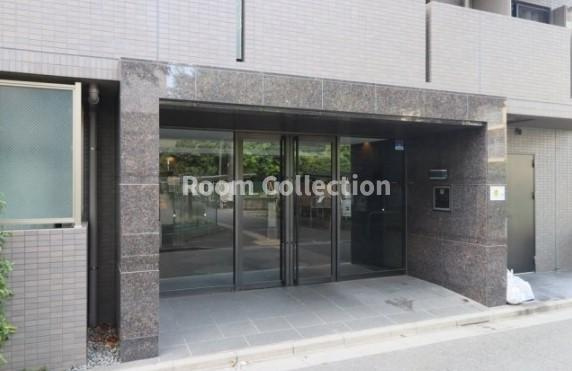 中野区丸山２丁目の賃貸マンションのエントランス