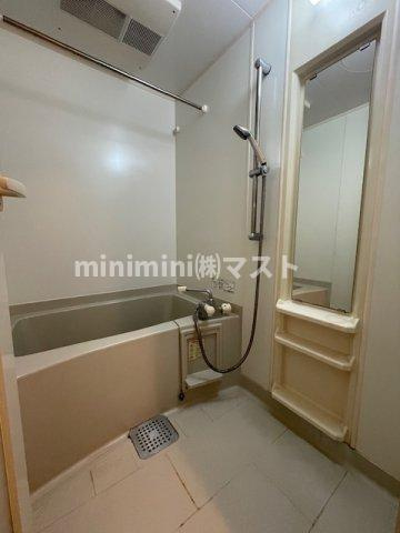 セイワパレス大手通の浴室