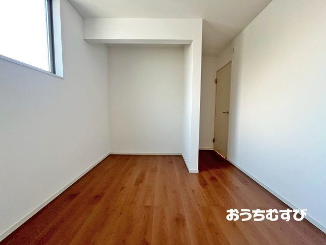 守山区鳥羽見3期(全1棟)の洋室