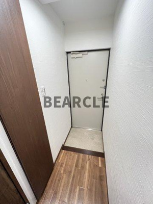 【玄関】 | メゾンドクレール西大路