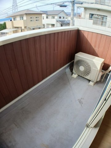 ＲＥＶＥ馬木　Ａのバルコニー