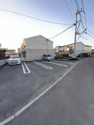 ア・ラ・モード本郷Ｂの駐車場