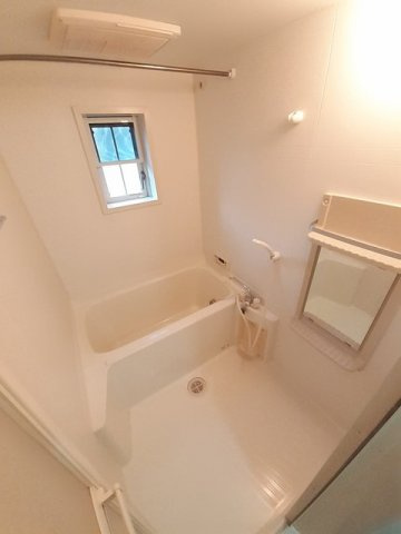 ア・ラ・モード本郷Ｂの浴室