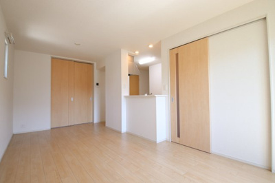 【居間・リビング】 | ルミエールソレイユ