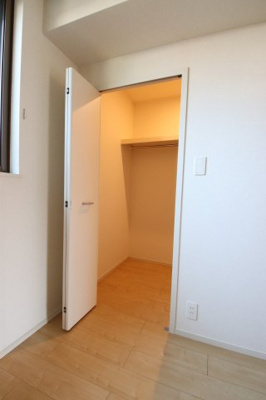 【収納】 | ルミエールソレイユ | ウォークインクローゼット