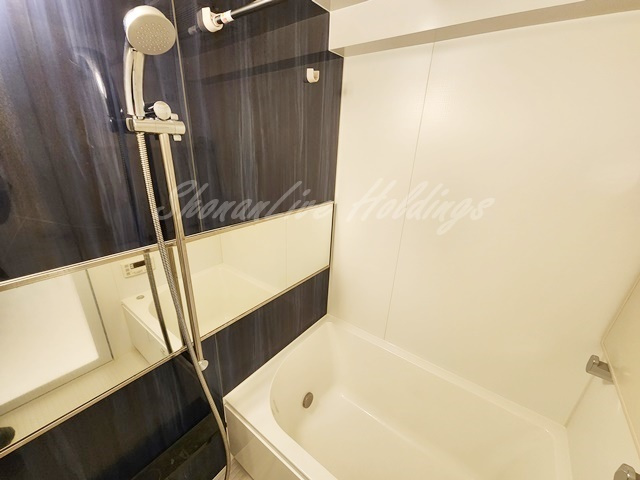 平塚市明石町の賃貸マンションの浴室