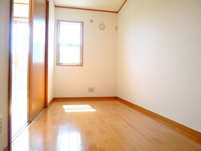 【寝室】 | ロイヤルコート